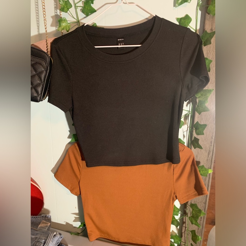 women’s small 2 piece crop tops